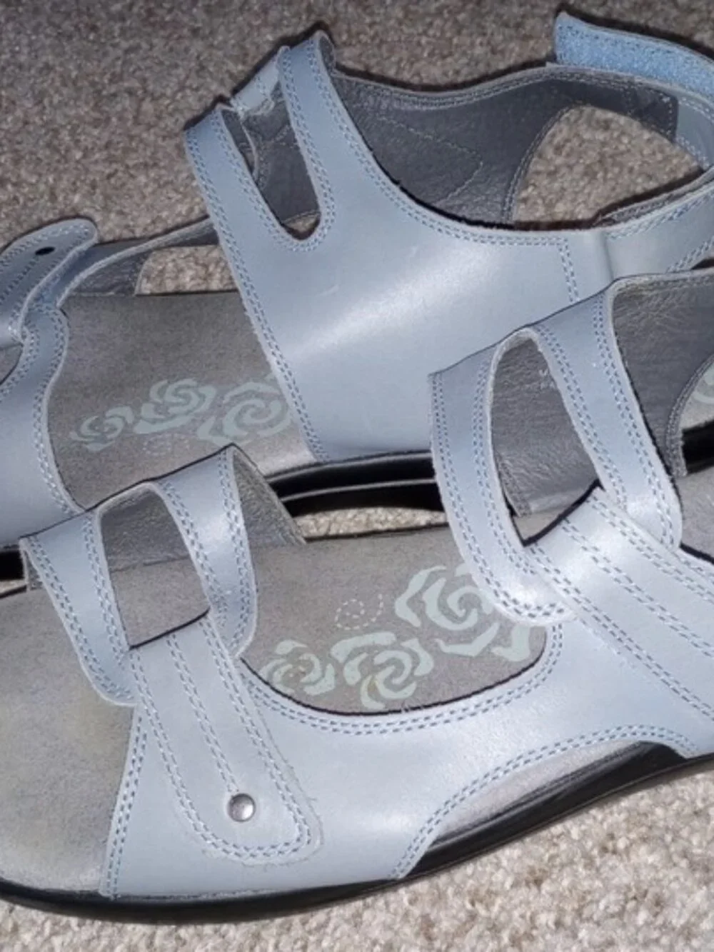 Propet Women`s sandals size 13